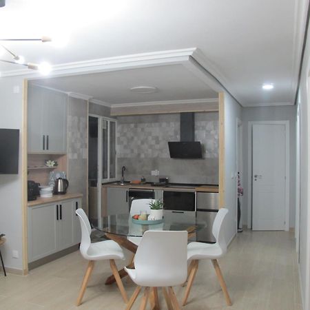 Casa Tower Apartment Виго Екстериор снимка