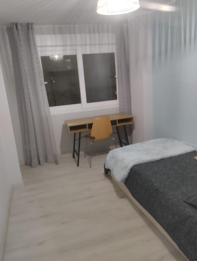Casa Tower Apartment Виго Екстериор снимка